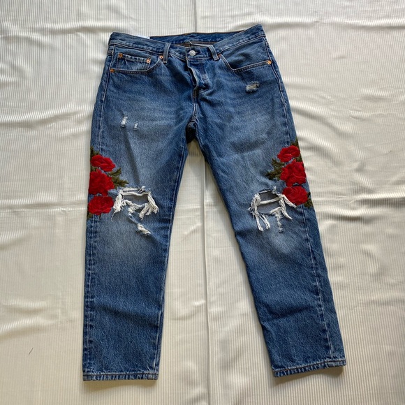 Levi’s 501 Taper Cropped Rose Embroidered Jeans